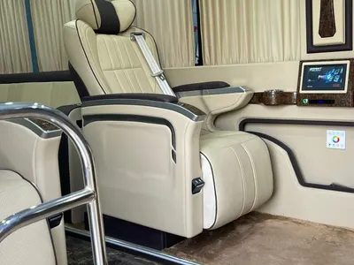 2024 تويوتا كوستر