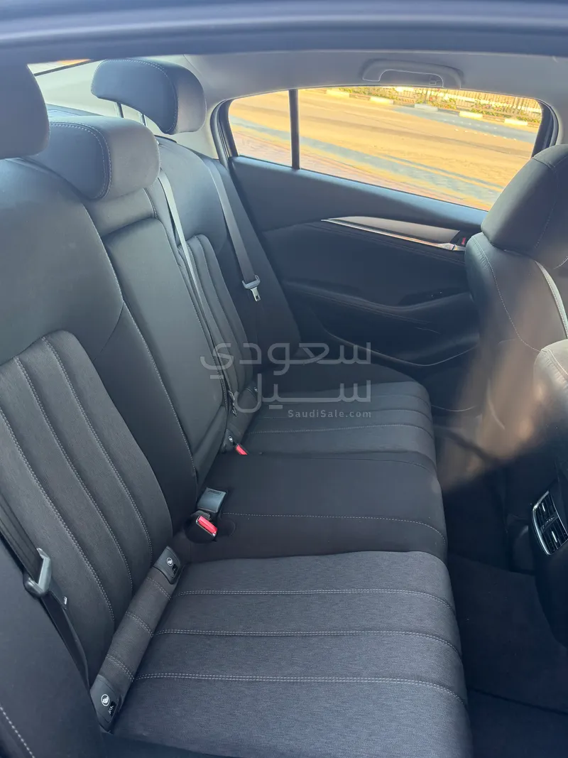 2024 مازدا مازدا 6