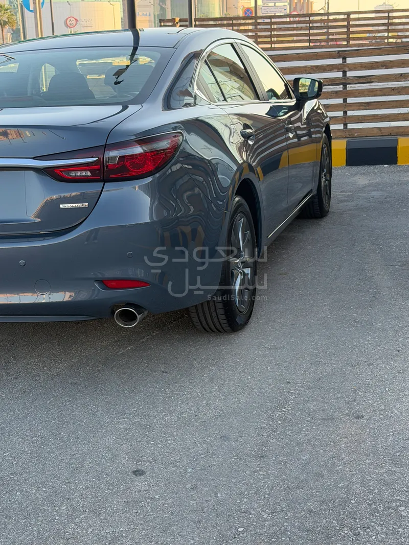 2024 مازدا مازدا 6