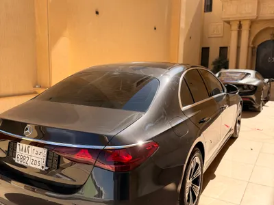 2025 مرسيدس - بنز إي 200