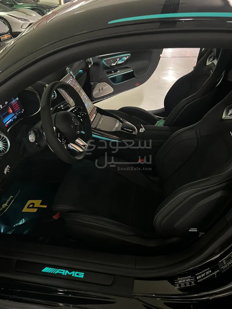 2025 مرسيدس - بنز جي تي برو