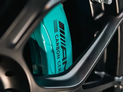 2025 مرسيدس - بنز جي تي برو