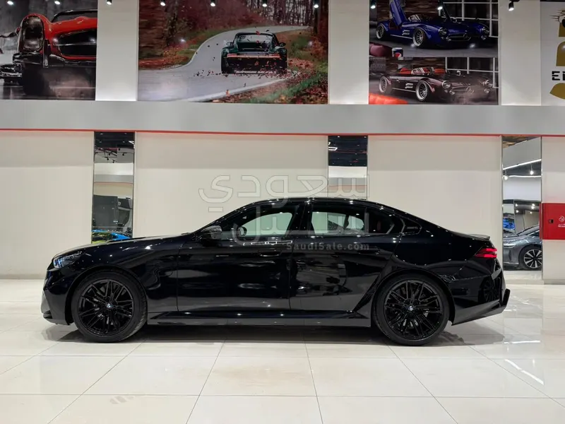 2026 بي ام دبليو الفئة ام إم 5