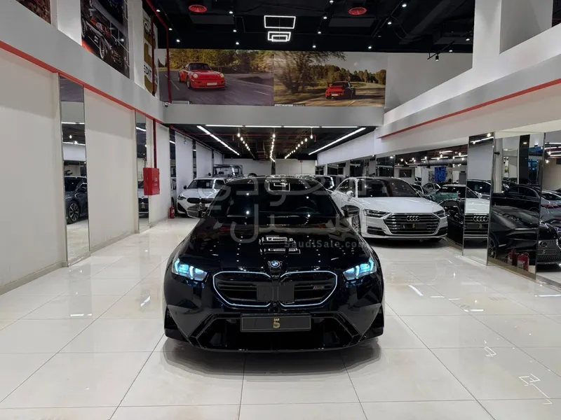 2026 بي ام دبليو الفئة ام إم 5