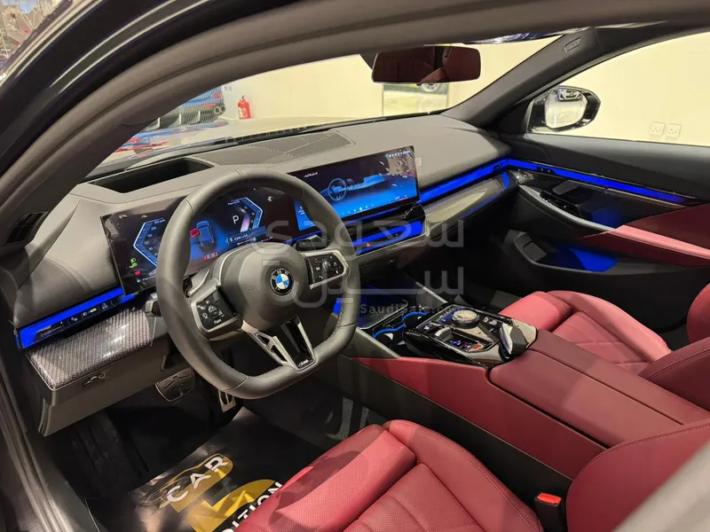 2026 بي ام دبليو الفئة الخامسة 520 أي