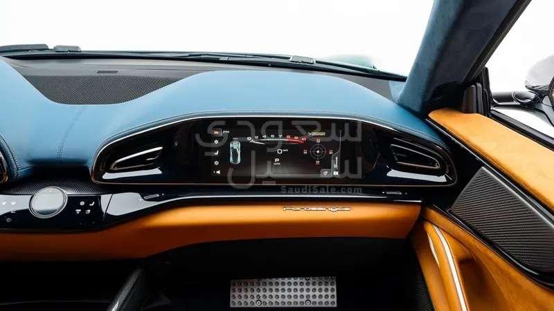 2025 فيراري بوروسانجوي