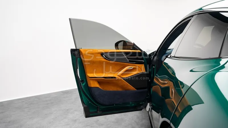 2025 فيراري بوروسانجوي