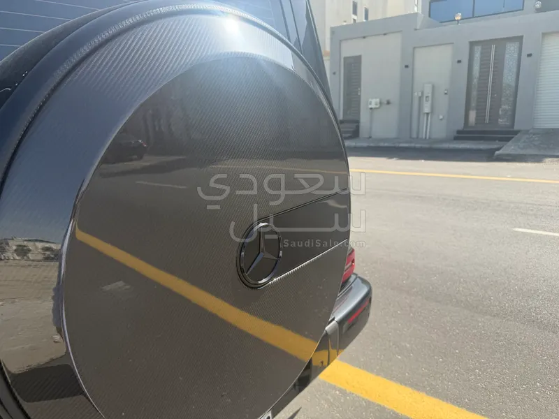 2025 مرسيدس - بنز جي 63