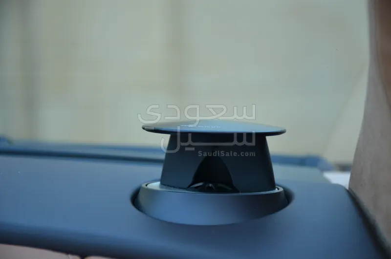 2014 استون مارتن دي بي 9