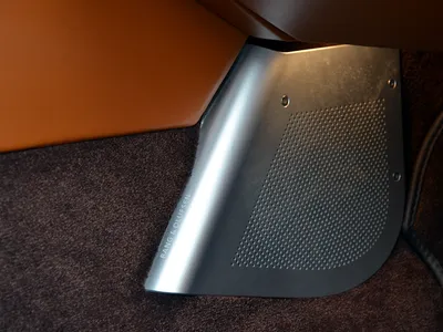 2014 استون مارتن دي بي 9