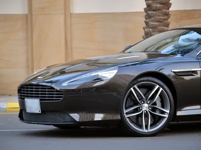 2014 استون مارتن دي بي 9