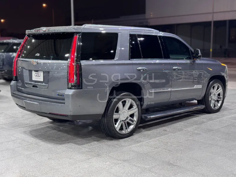 2018 كاديلاك اسكاليد