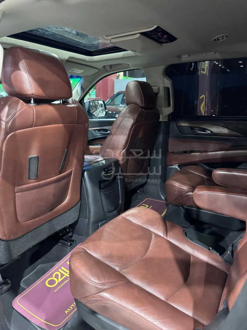 2018 كاديلاك اسكاليد