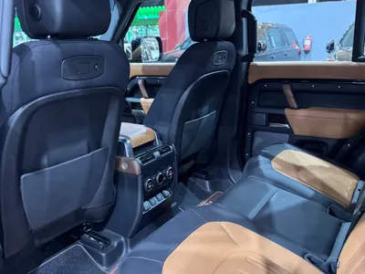 2021 لاند روفر ديفيندر اكس