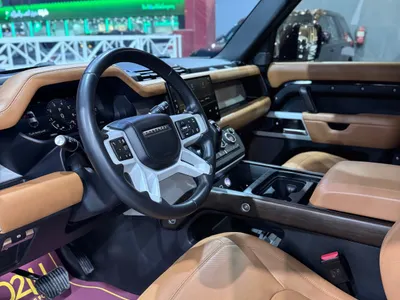 2024 لاند روفر ديفيندر اتش اس اي