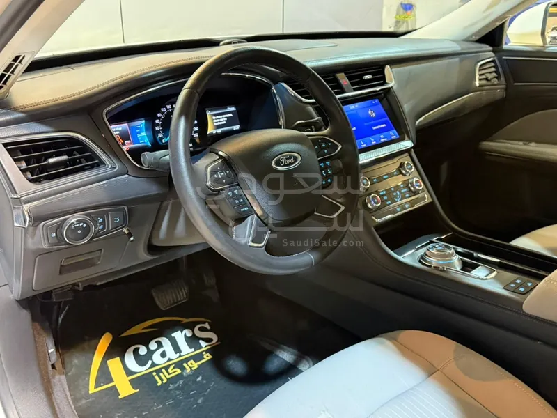 2021 فورد توروس امبيانتي