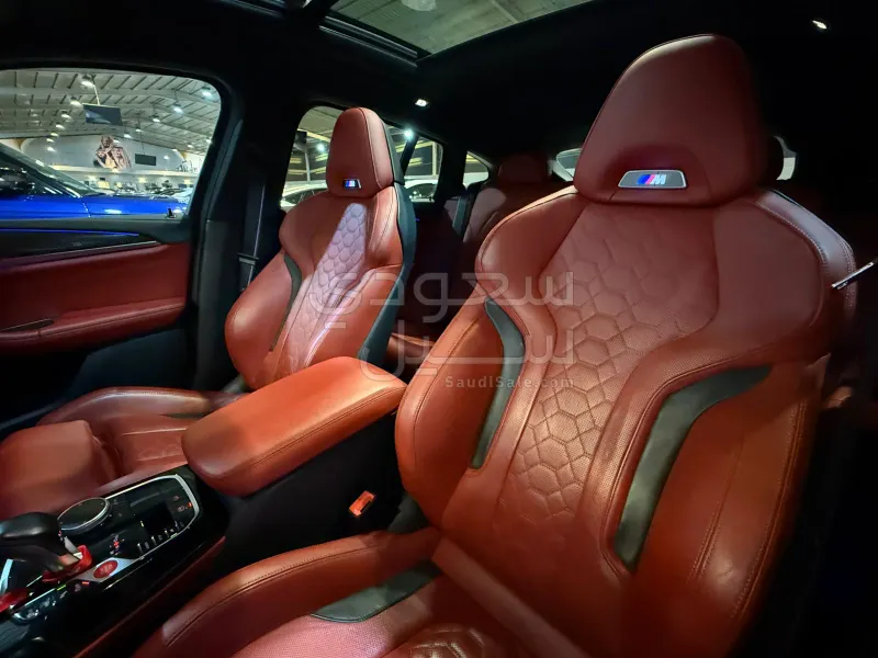 2022 بي ام دبليو الفئة اكس 4 إم كومبيتيشن