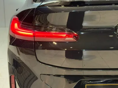 2022 بي ام دبليو الفئة اكس 4 إم كومبيتيشن