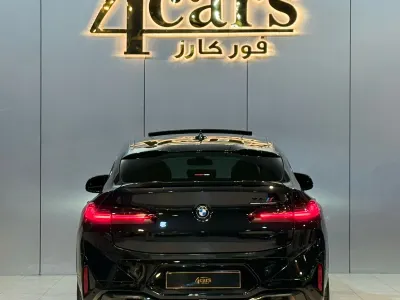 2022 بي ام دبليو الفئة اكس 4 إم كومبيتيشن