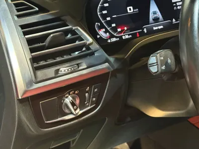 2022 بي ام دبليو الفئة اكس 4 إم كومبيتيشن