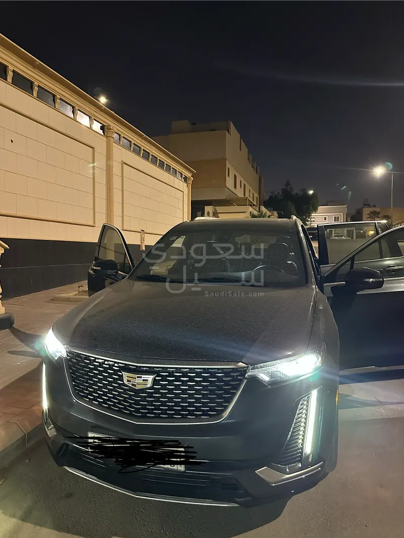 2021 كاديلاك اكس تي 6