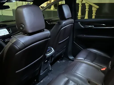 2021 كاديلاك اكس تي 6