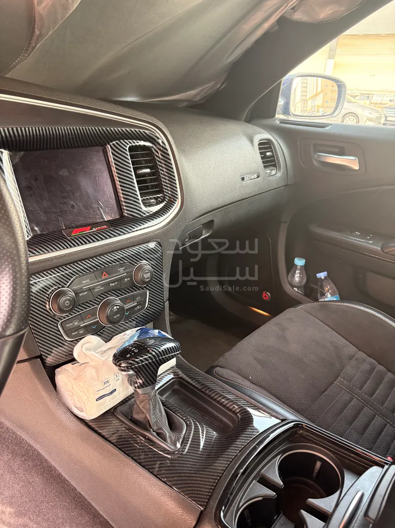 2017 دودج تشارجر ار تي