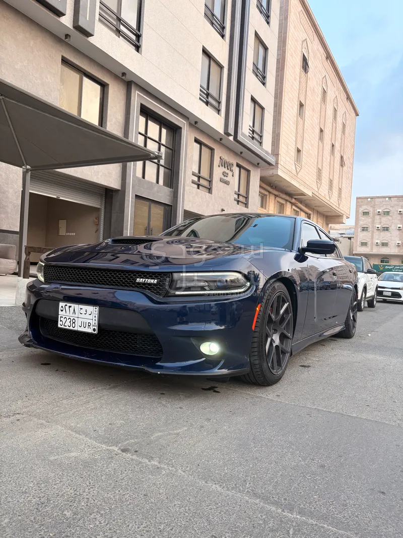 2017 دودج تشارجر ار تي