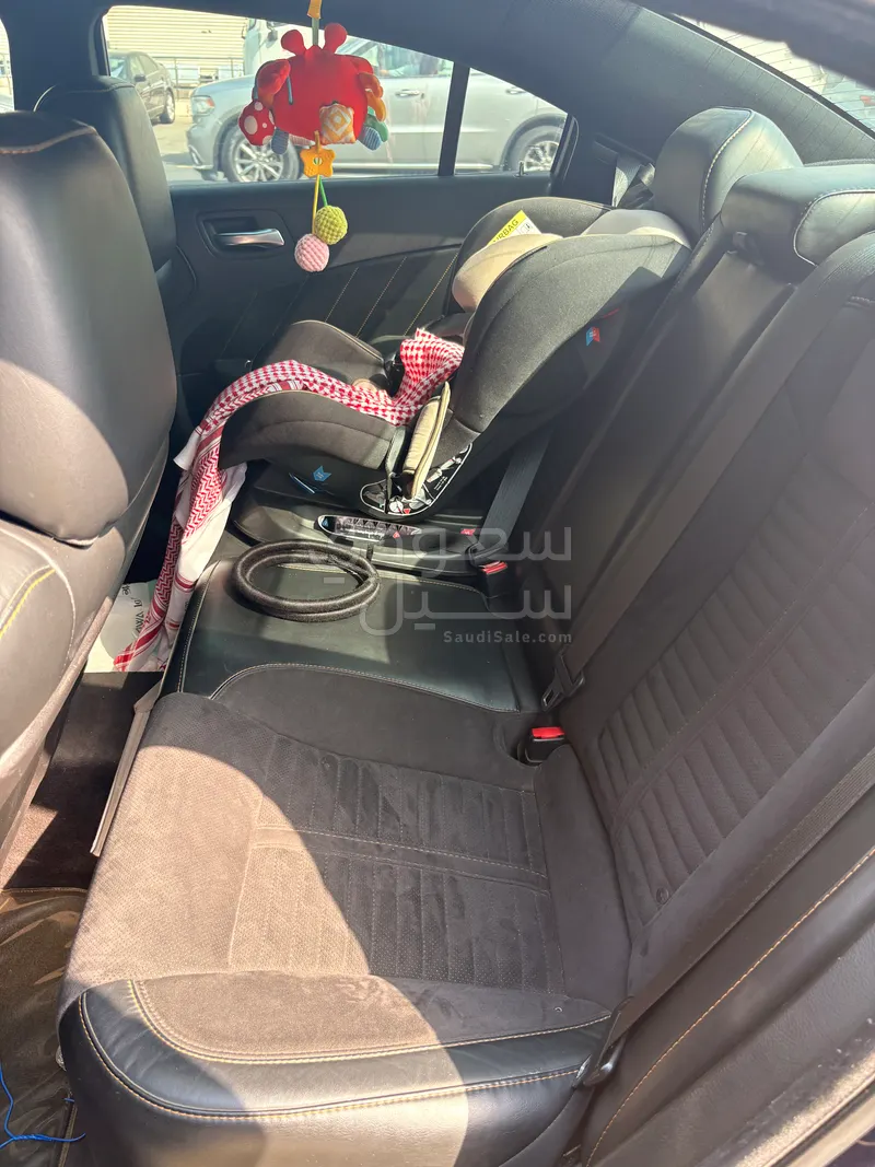 2017 دودج تشارجر ار تي