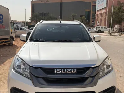 2016 ايسوزو ام يو اكس