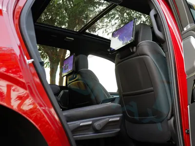 2025 كاديلاك اسكاليد سبورت