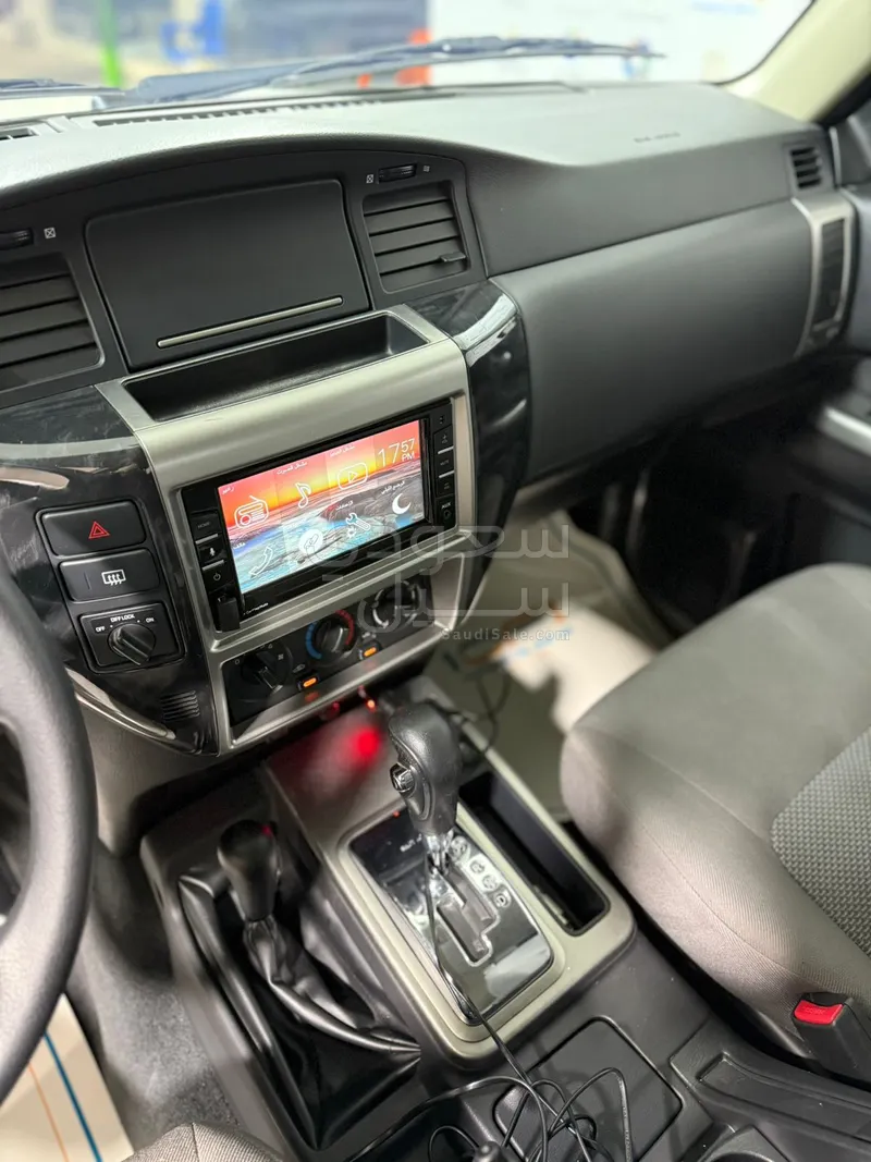 2021 نيسان باترول سفاري