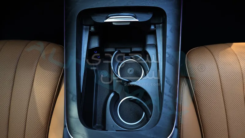 2026 مرسيدس - بنز إي 200 أي إم جي