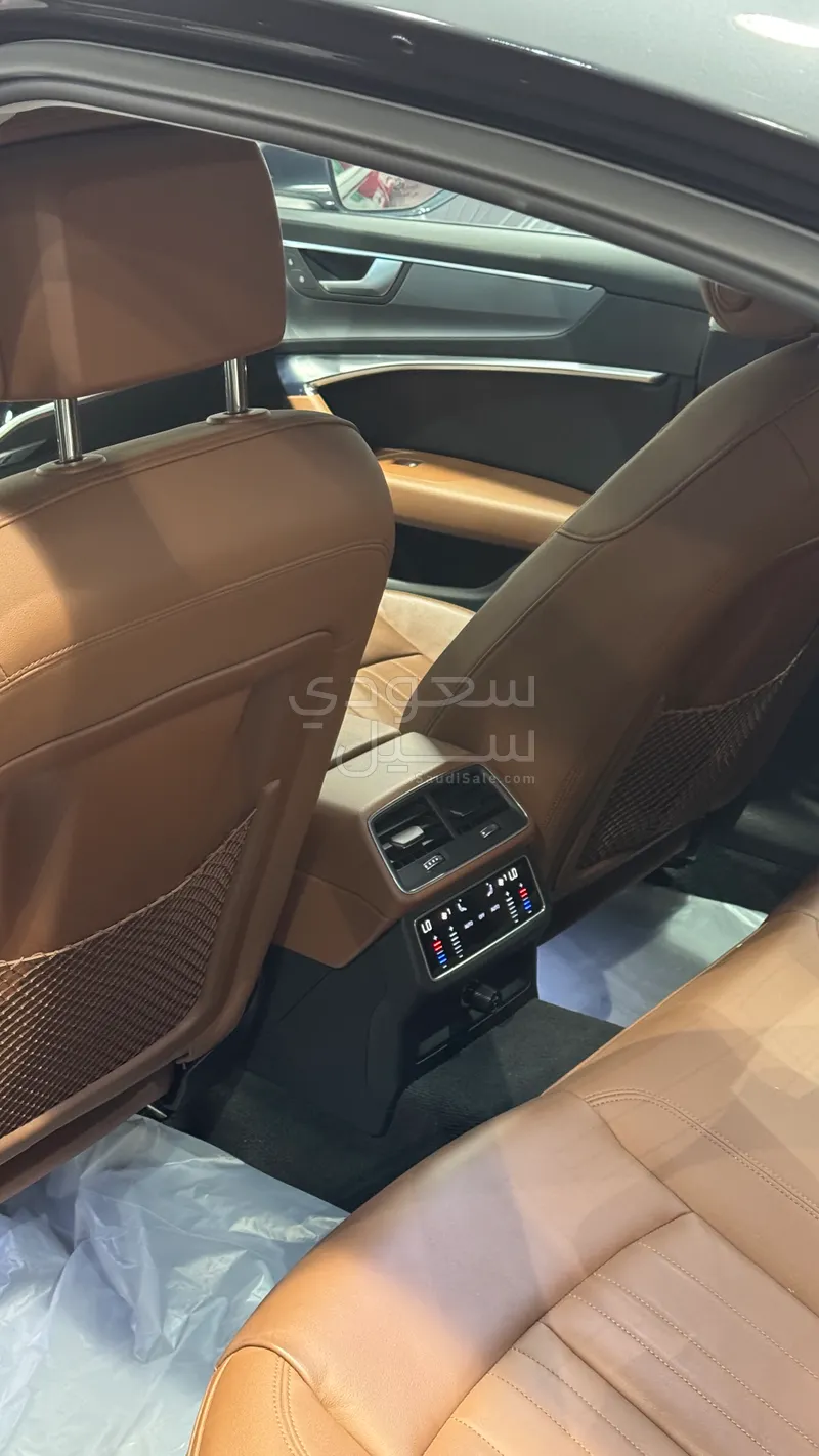 2022 اودي اي 6 40 تي اف اس اي