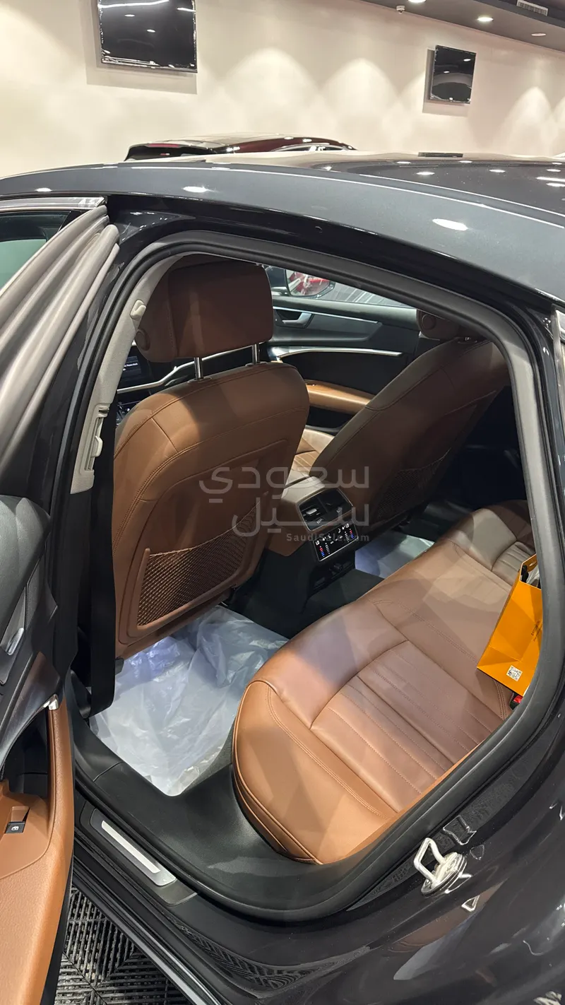 2022 اودي اي 6 40 تي اف اس اي