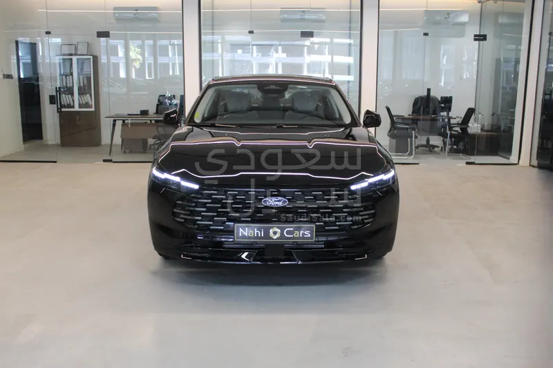 2026 فورد توروس ترند