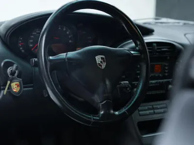 2002 بورش 911 كاريرا