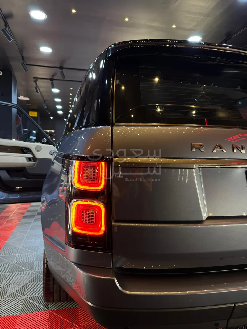 2021 لاند روفر رينج روفر اتش اس اي