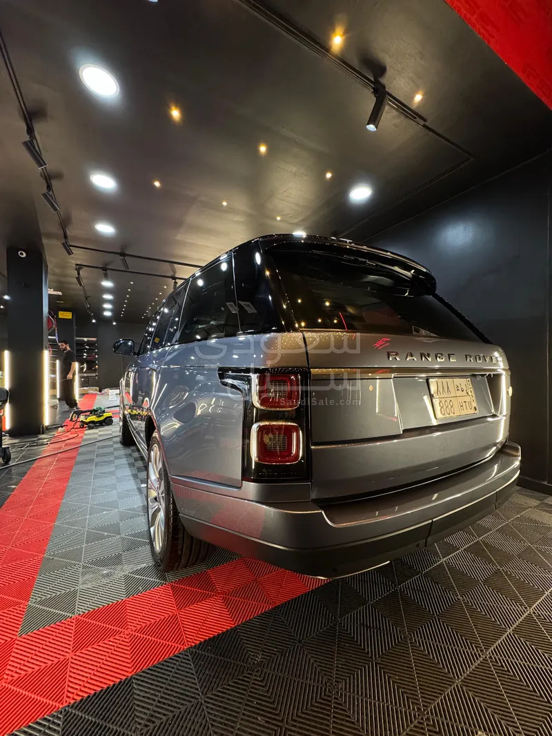 2021 لاند روفر رينج روفر اتش اس اي