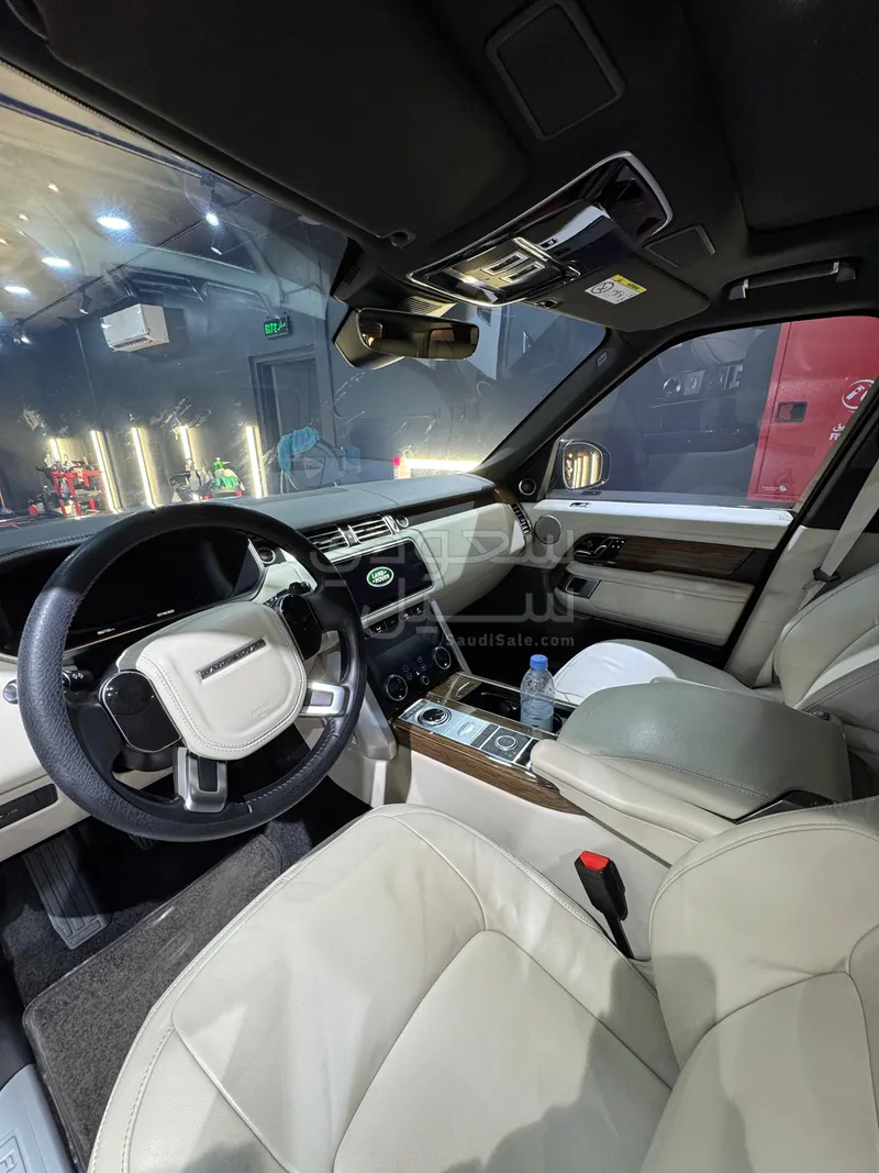 2021 لاند روفر رينج روفر اتش اس اي