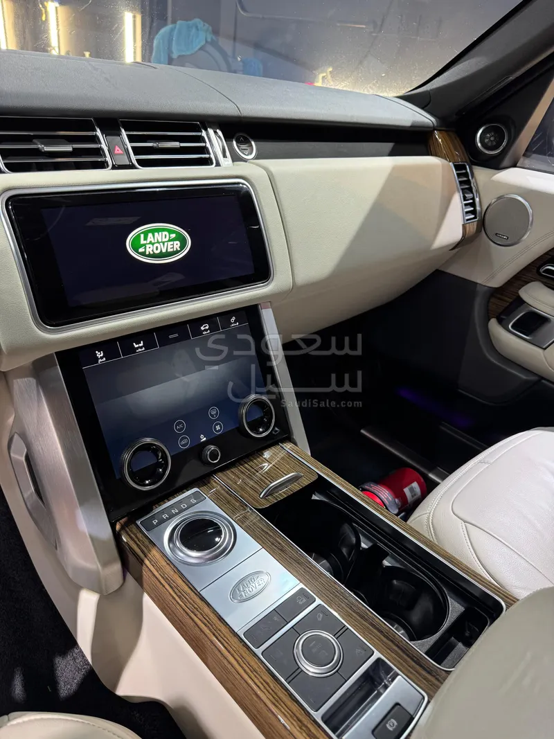 2021 لاند روفر رينج روفر اتش اس اي