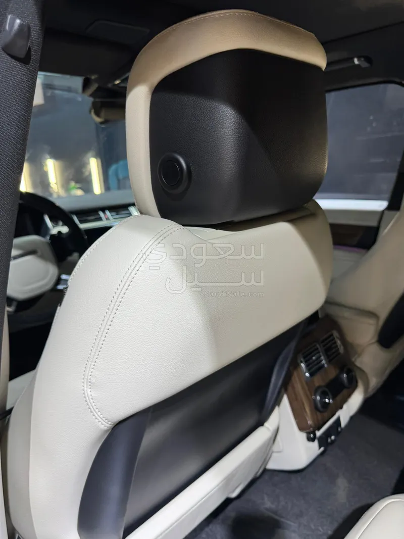 2021 لاند روفر رينج روفر اتش اس اي