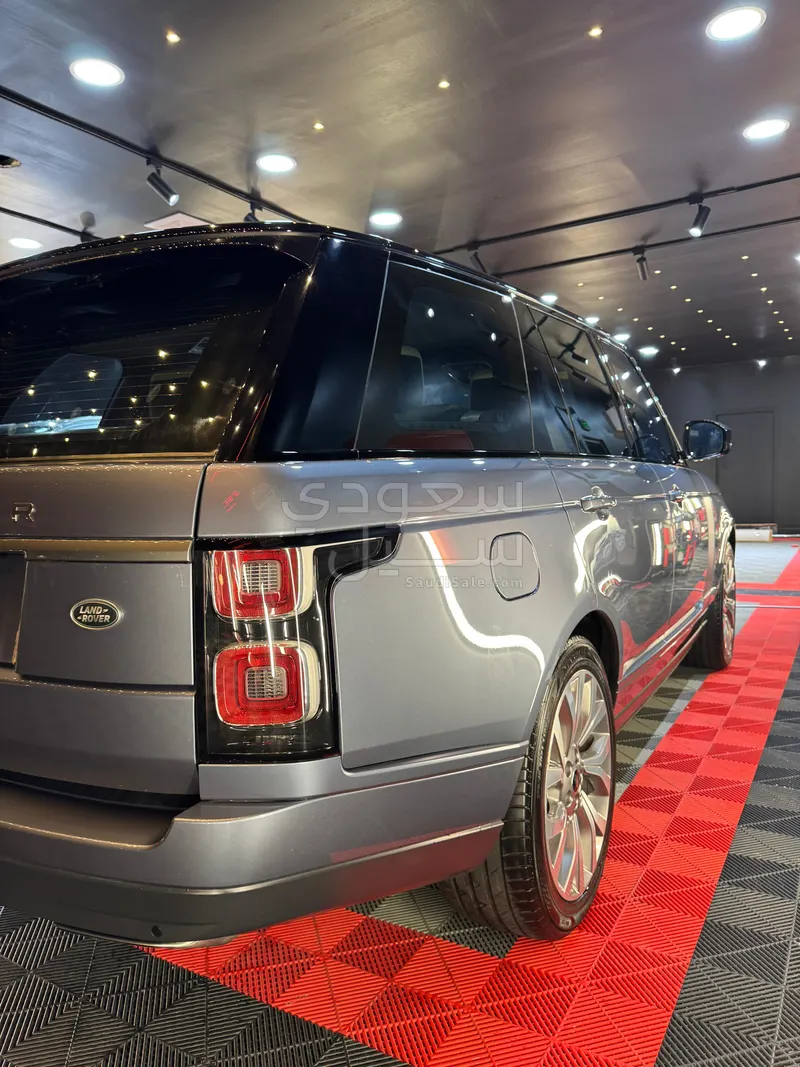 2021 لاند روفر رينج روفر اتش اس اي