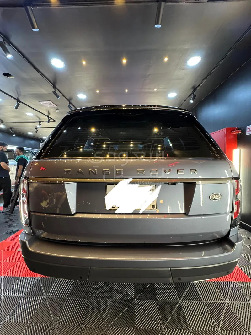 2021 لاند روفر رينج روفر اتش اس اي