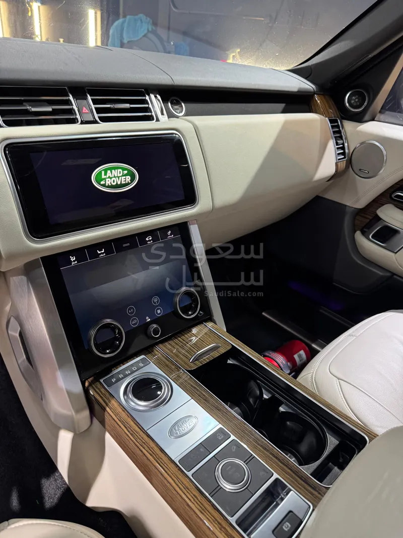 2021 لاند روفر رينج روفر اتش اس اي