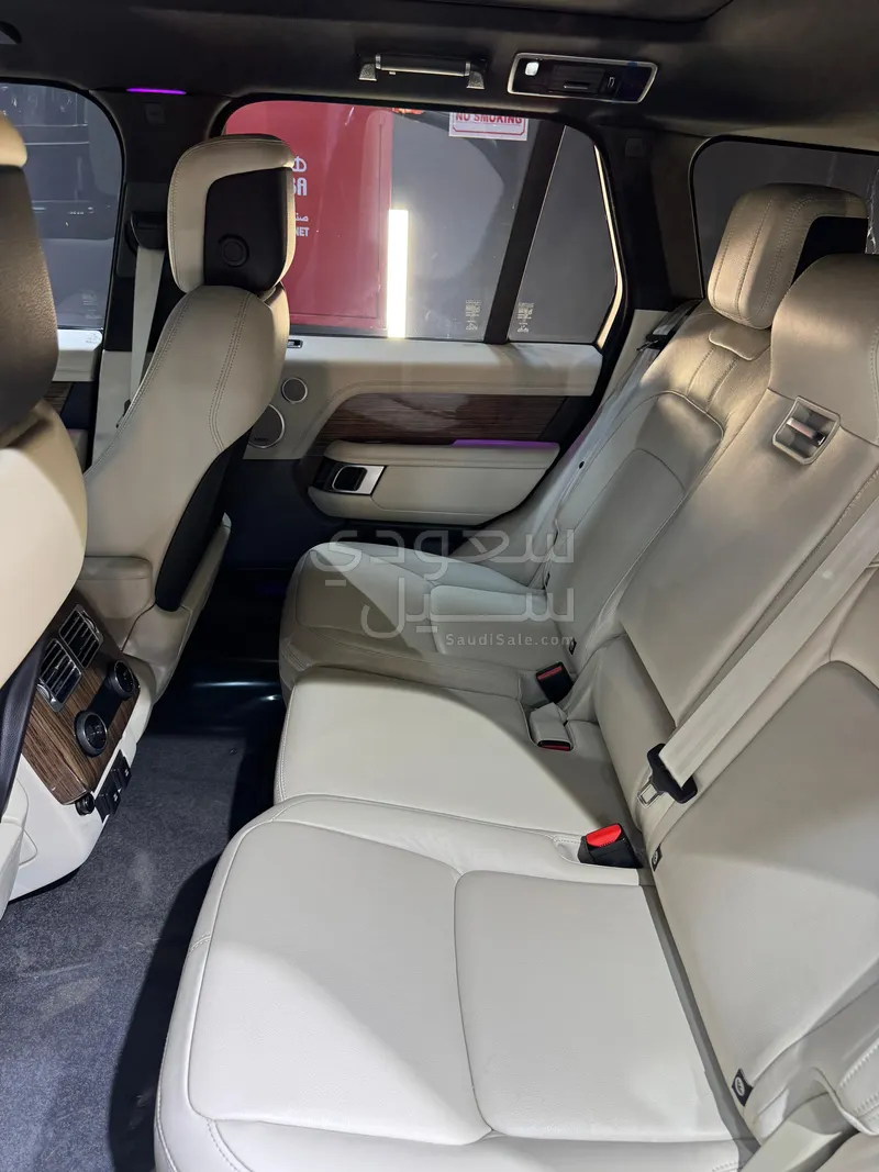 2021 لاند روفر رينج روفر اتش اس اي