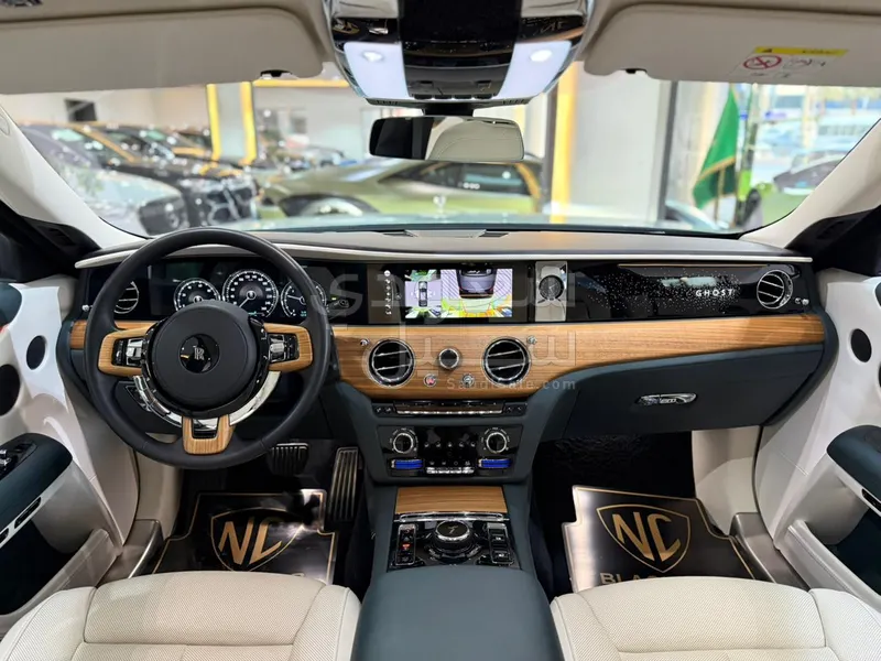 2023 رولز رويس قوست