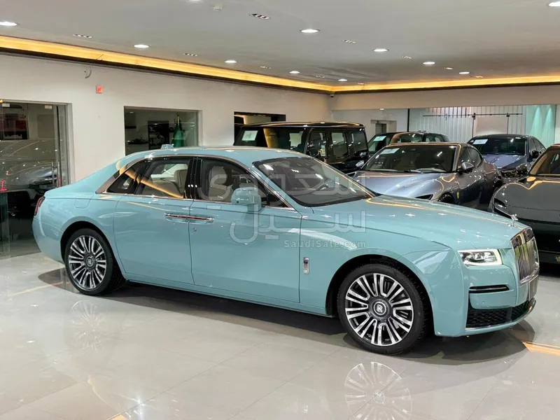 2023 رولز رويس قوست