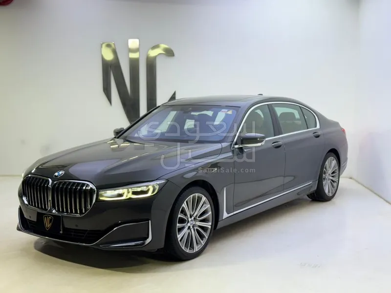 2022 بي ام دبليو الفئة السابعة 730 إل أي