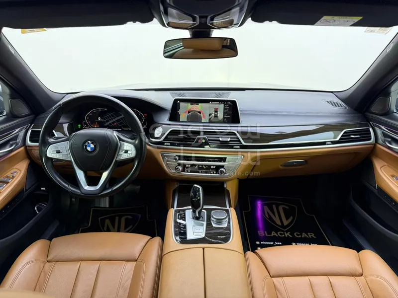 2022 بي ام دبليو الفئة السابعة 730 إل أي